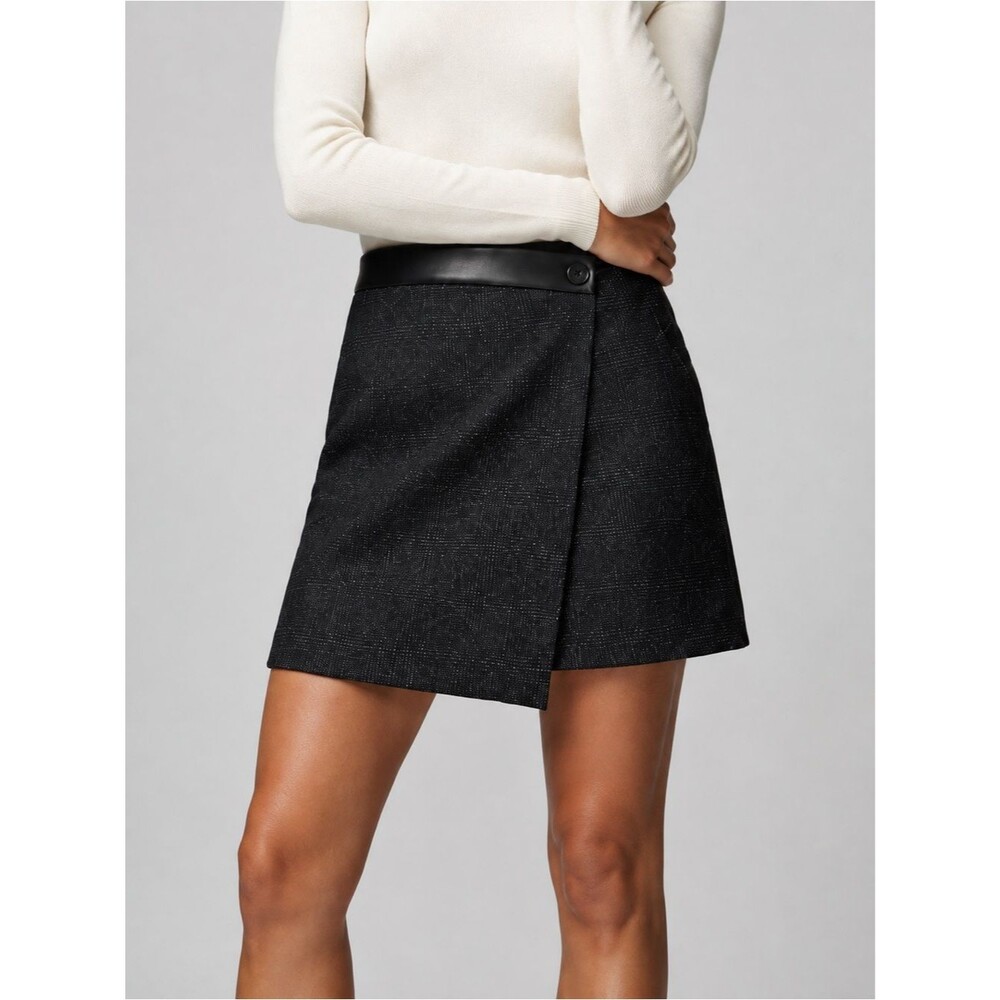 DKNY Plaid Crossover Front Mini Skirt Faux Leather Trim Stretch Black 10 NEW